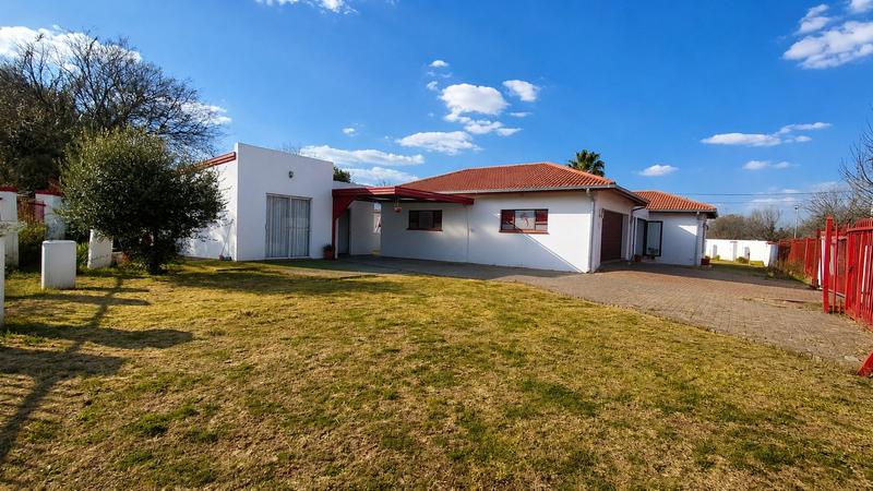3 Bedroom Property for Sale in Bayswater Free State